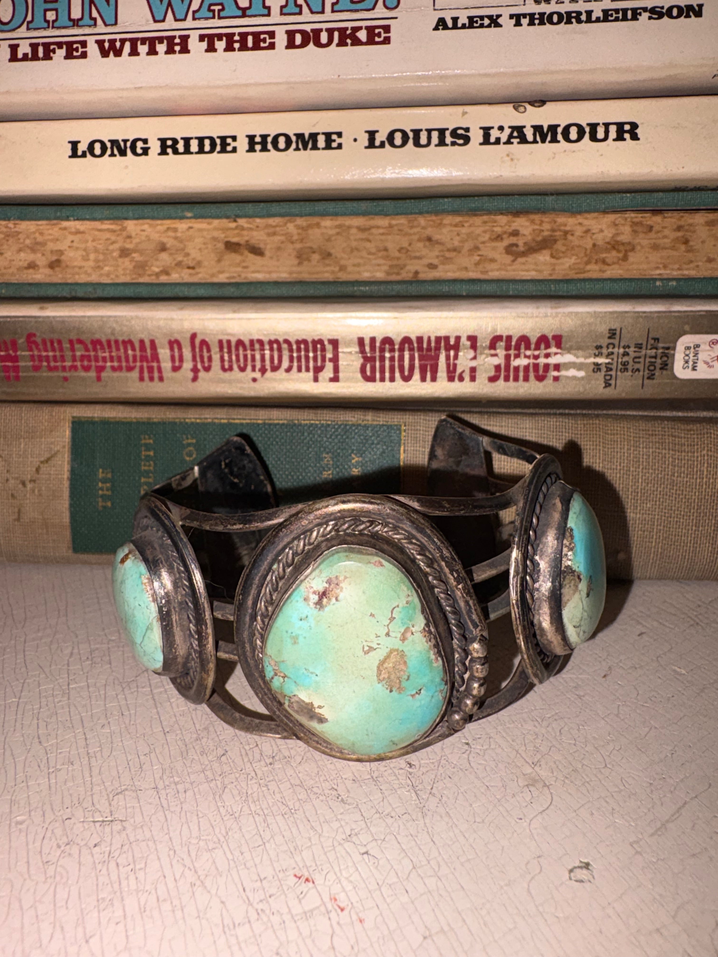 Vintage Navajo Turquoise Cuff